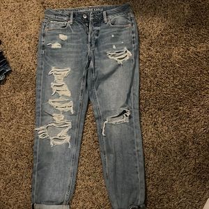 American eagle Tomgirl jeans size 4